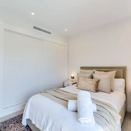 Villa New Luxury 4br Pool, Bbq